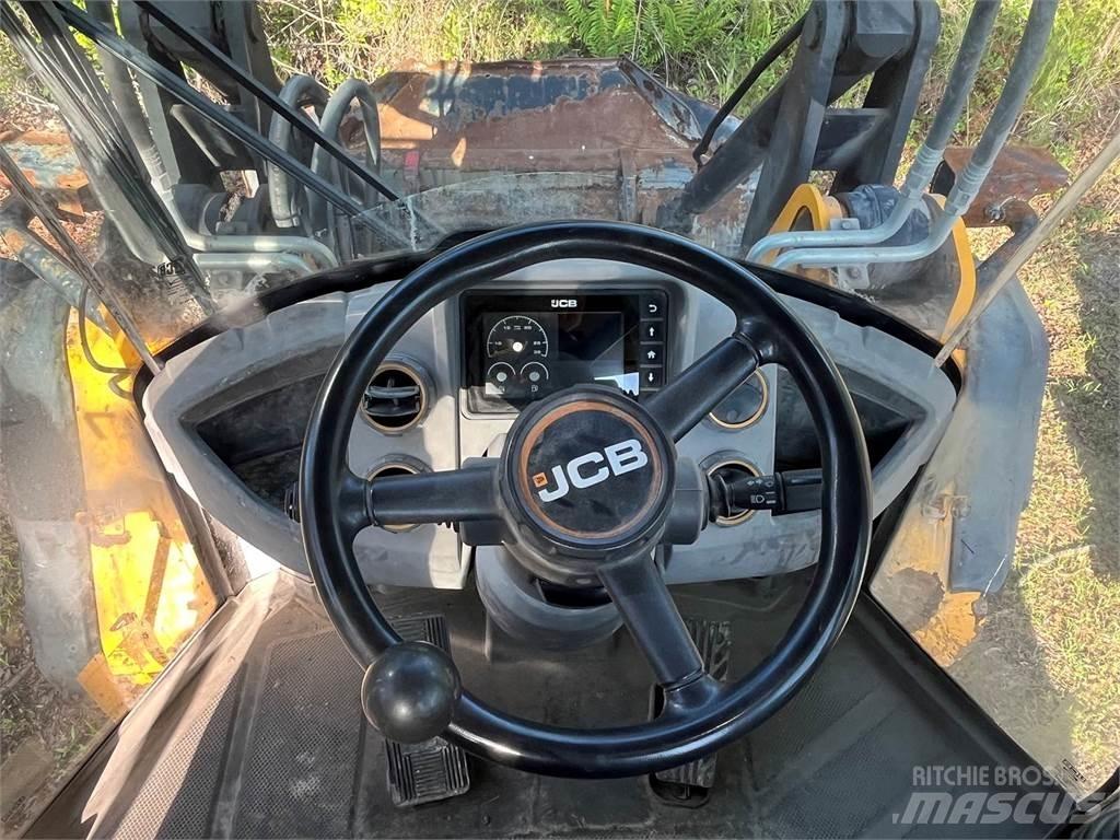 JCB 427HT Kolesni nakladalci
