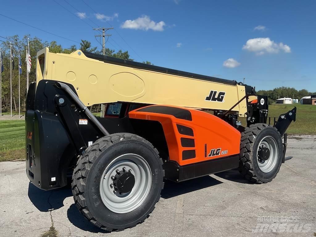 JLG 1255 Teleskopski viličarji