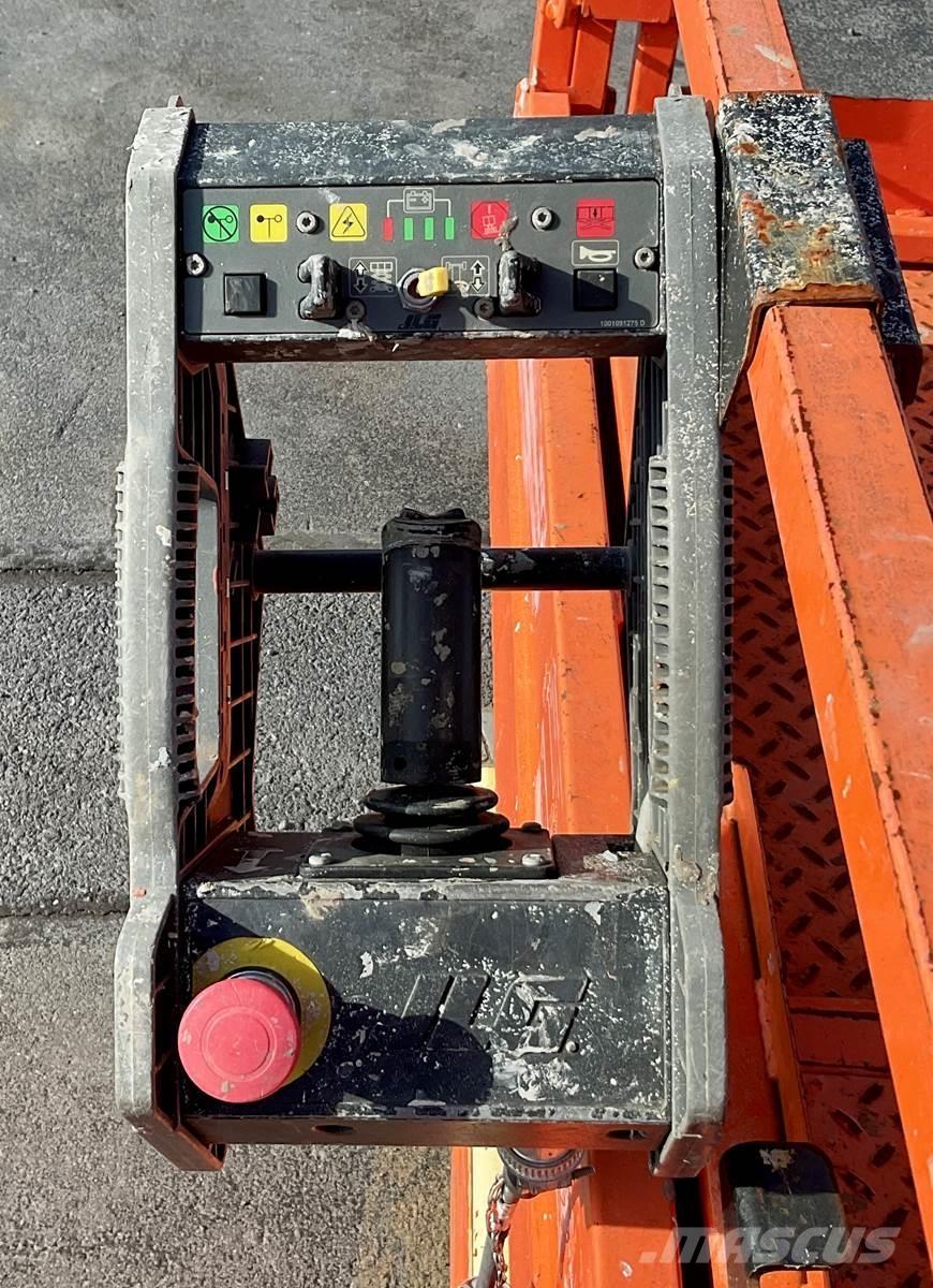 JLG 1930ES Škarjaste dvižne ploščadi