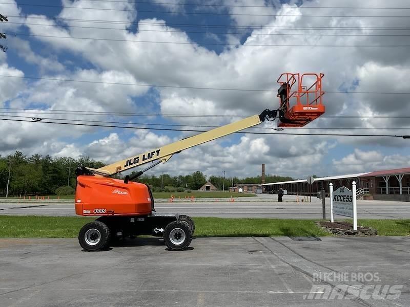JLG 400S Teleskopske dvižne ploščadi