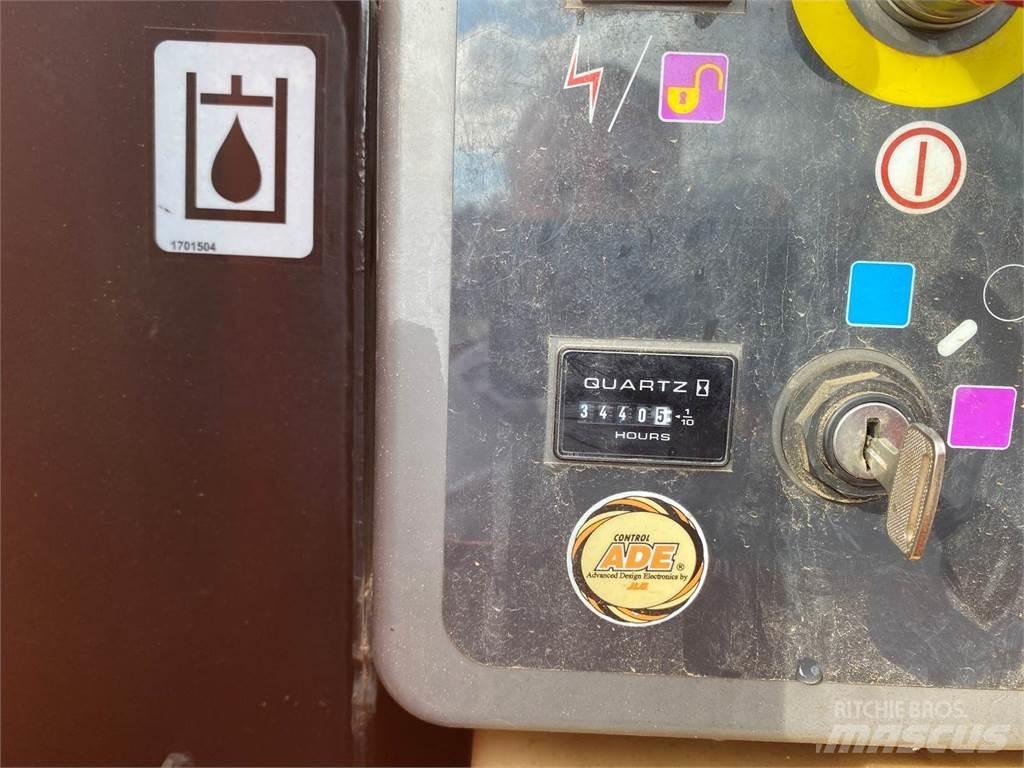 JLG 600S Teleskopske dvižne ploščadi