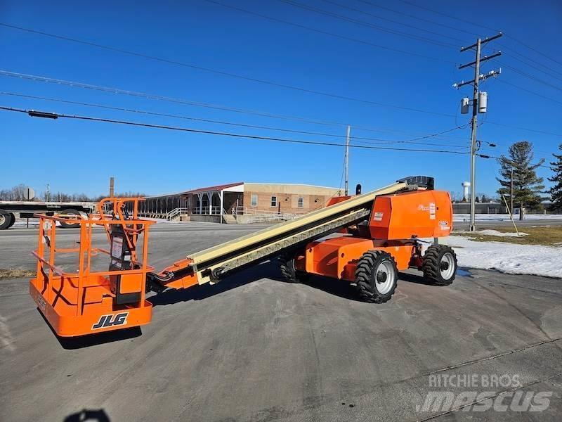 JLG 600S Teleskopske dvižne ploščadi