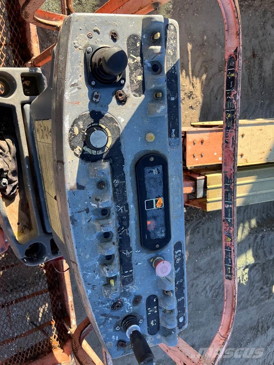 JLG 600S Druga dvigala in dvižne ploščadi