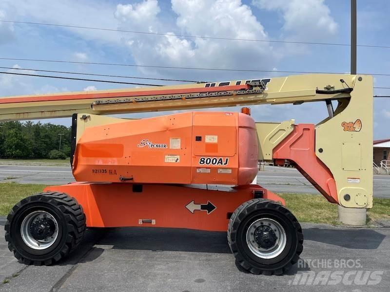 JLG 800AJ Druga dvigala in dvižne ploščadi