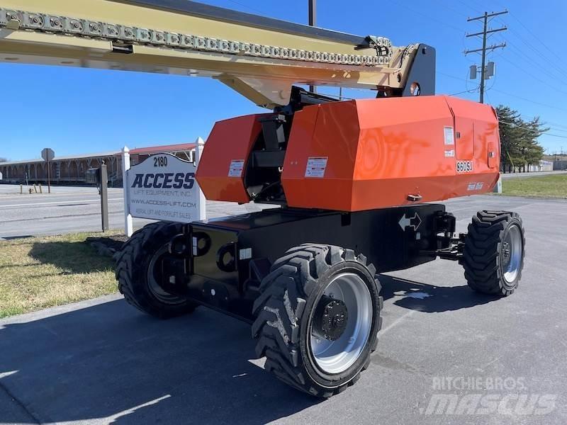 JLG 860SJ Druga dvigala in dvižne ploščadi
