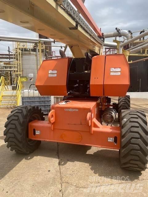 JLG 860SJ Zglobne dvižne ploščadi