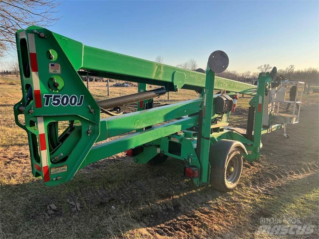JLG T500J Vlečne dvižne ploščadi