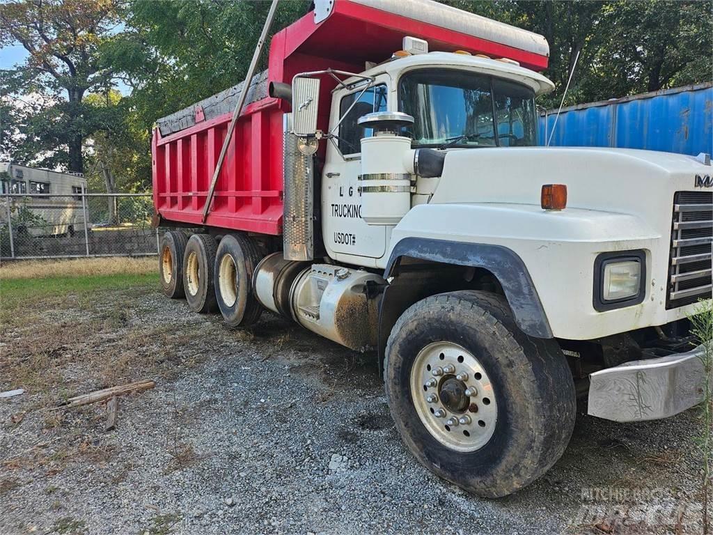 Mack 600RD Kiper tovornjaki