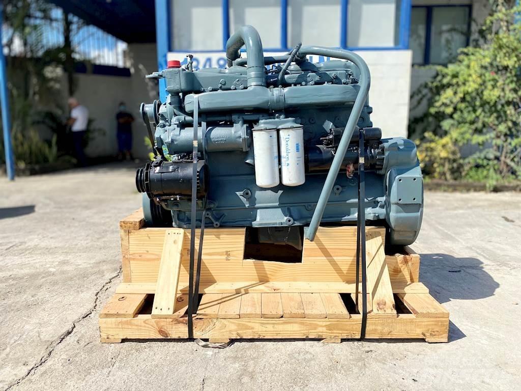 Mack 673 Motorji