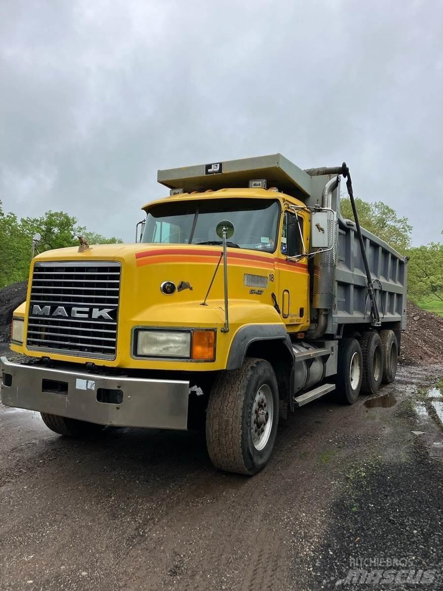 Mack CL713 Kiper tovornjaki