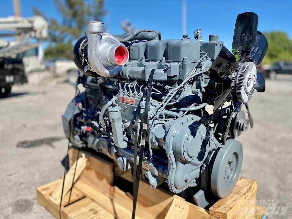 Mack E6 Motorji