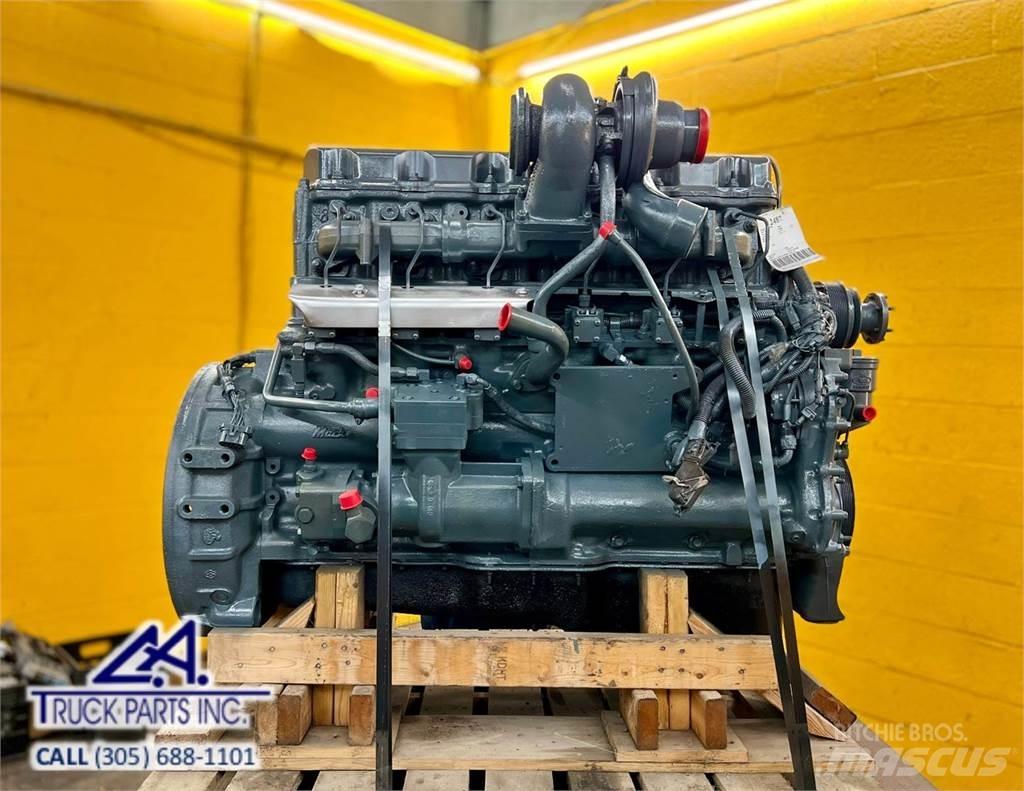 Mack E7 Motorji