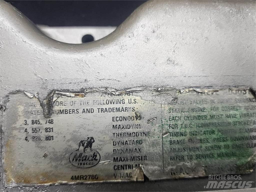 Mack E7 Druge komponente