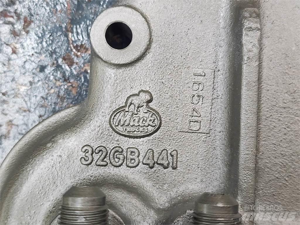 Mack E7 Motorji