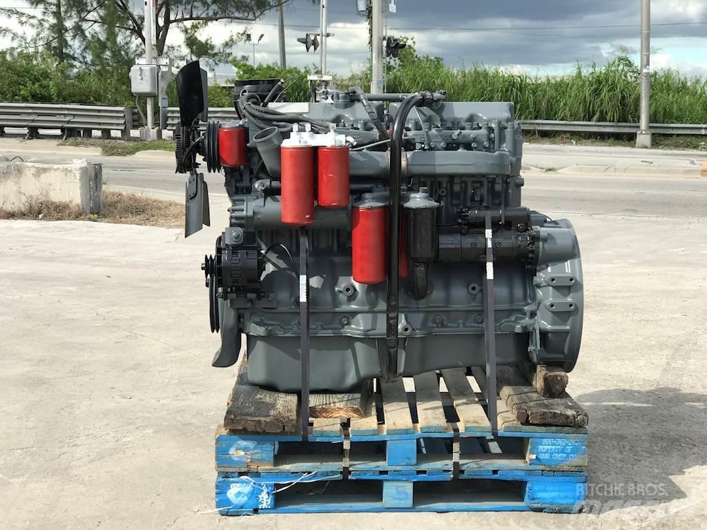 Mack E7 Motorji
