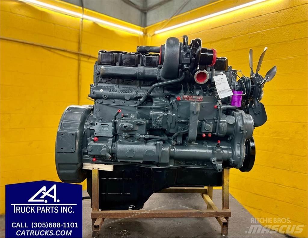 Mack EM6 Motorji