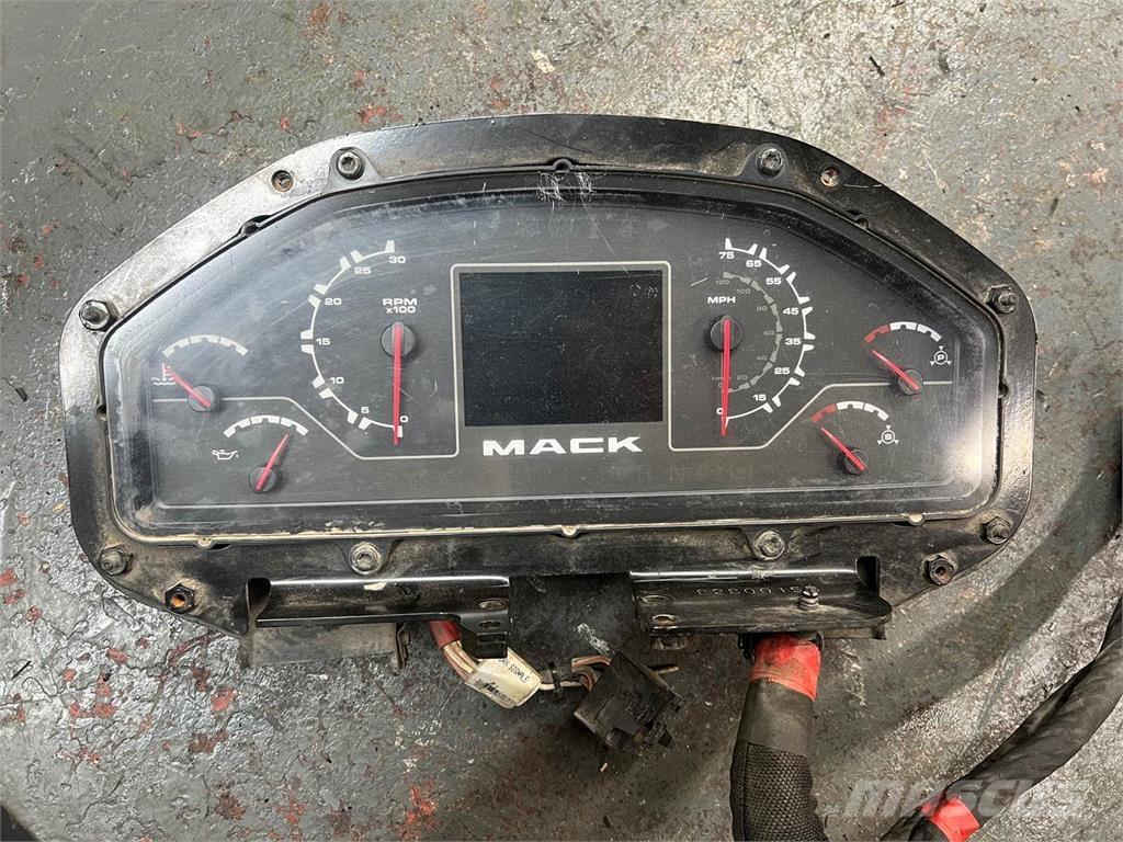 Mack LE612 Transport - drugo