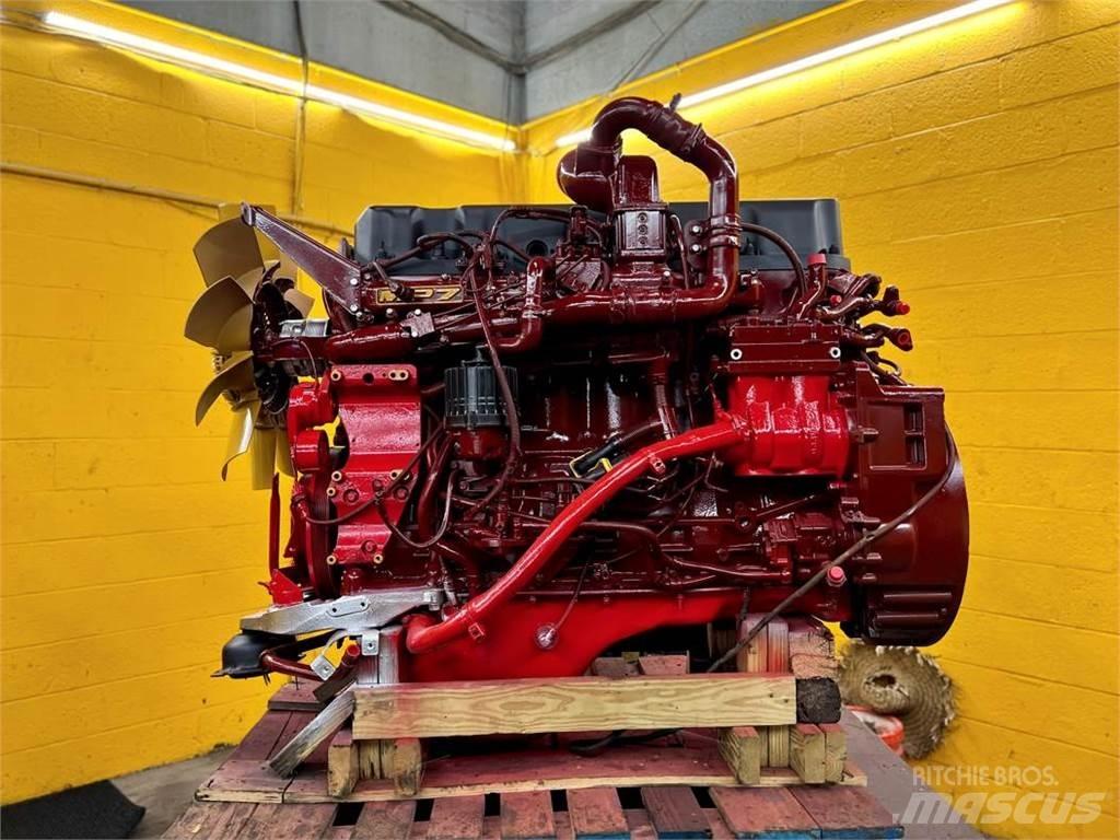 Mack MP7 Motorji