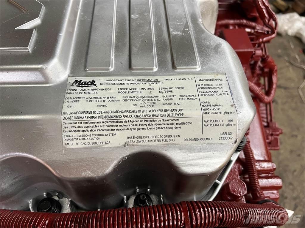 Mack MP7 Motorji