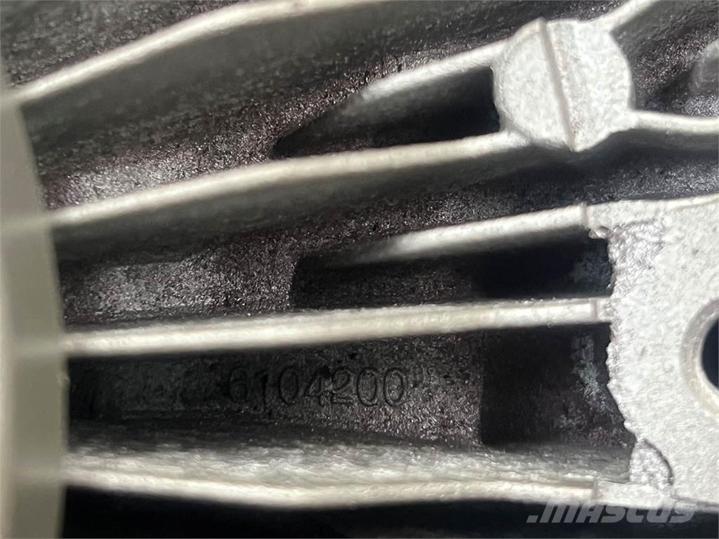 Mack MP7 Transport - drugo