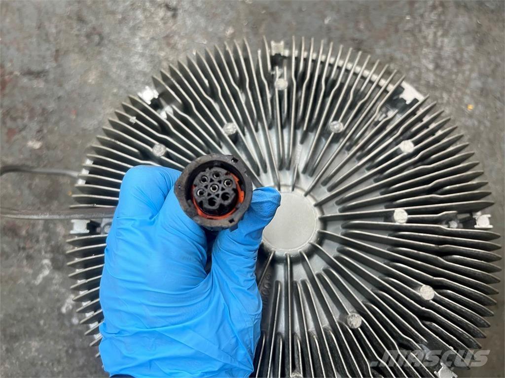 Mack MP7 Transport - drugo