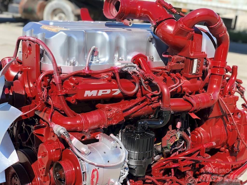 Mack MP7 Motorji