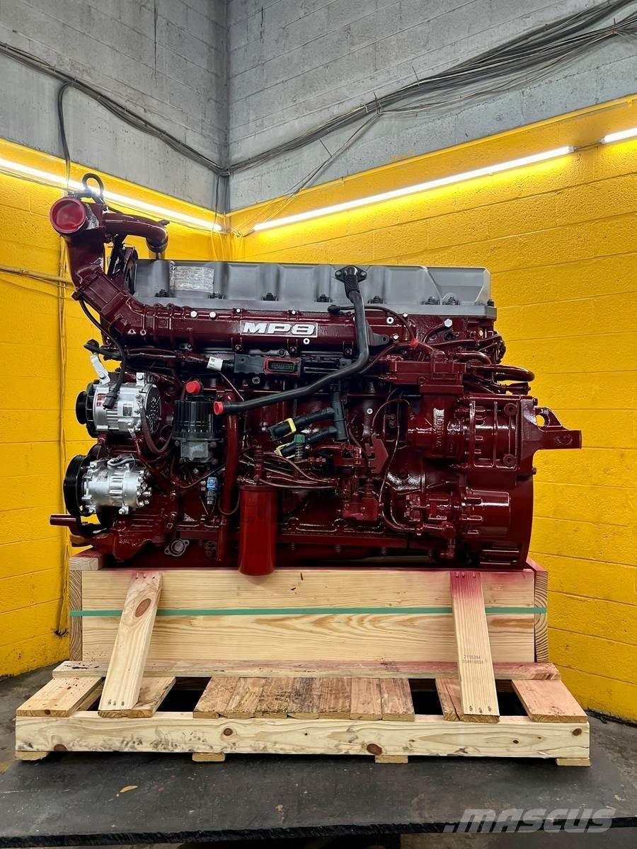 Mack MP8 Motorji