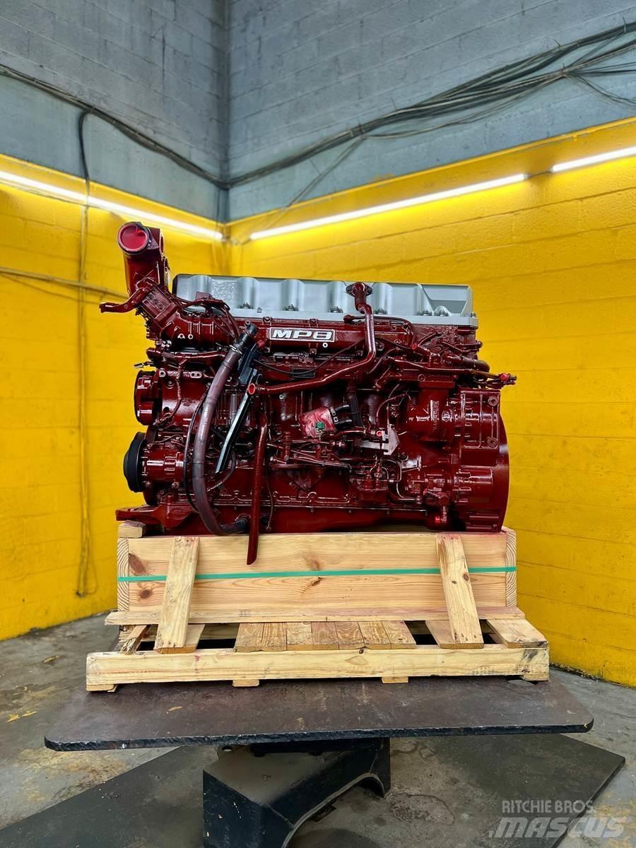 Mack MP8 Motorji