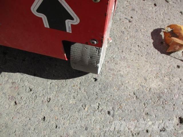 MEC 1330SE Škarjaste dvižne ploščadi