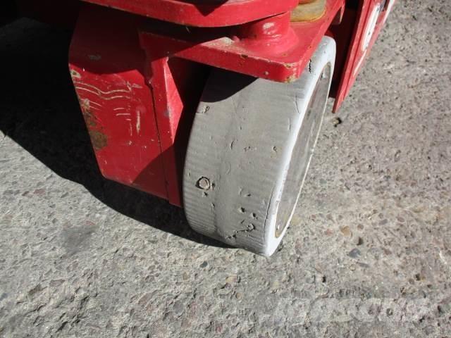 MEC 1330SE Škarjaste dvižne ploščadi