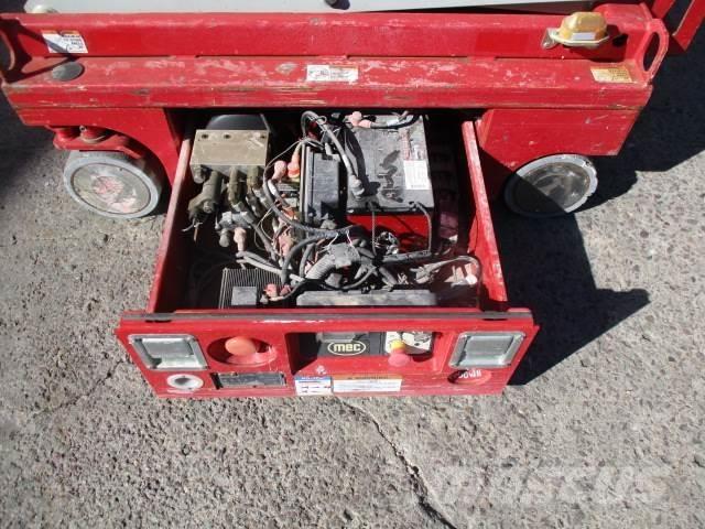 MEC 1330SE Škarjaste dvižne ploščadi