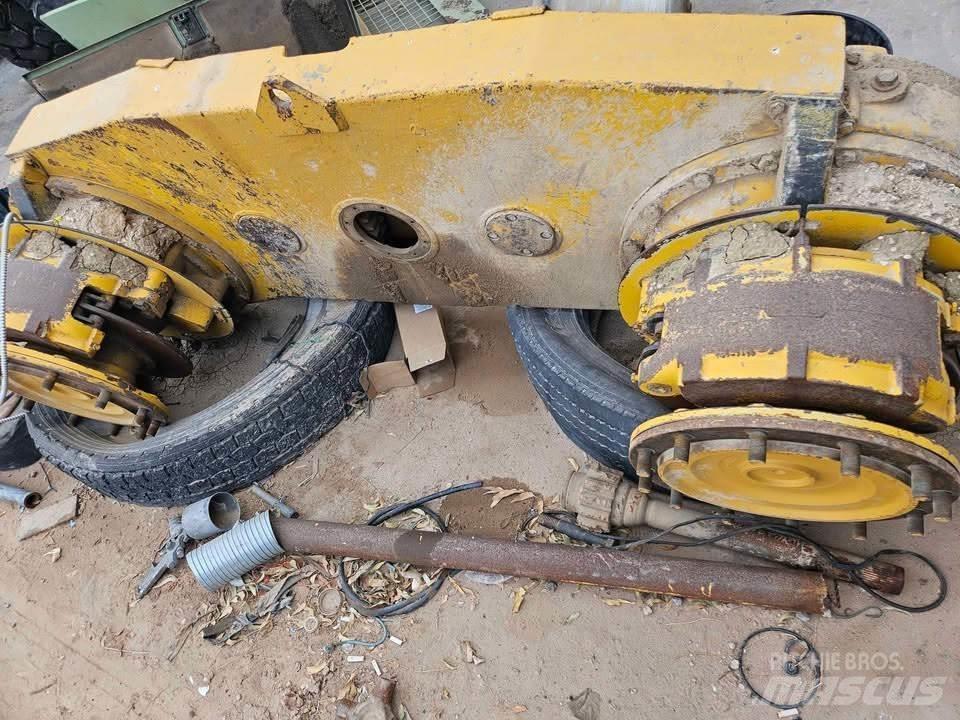 Moxy MT-30 Zglobni demperji