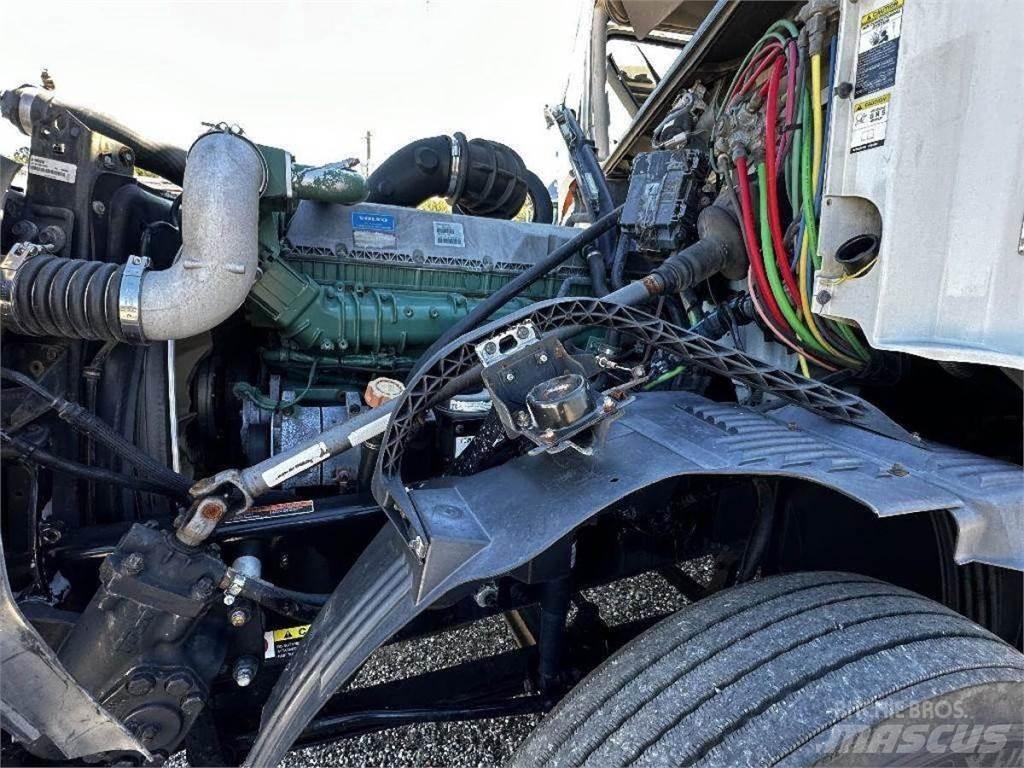Volvo D13 Motorji
