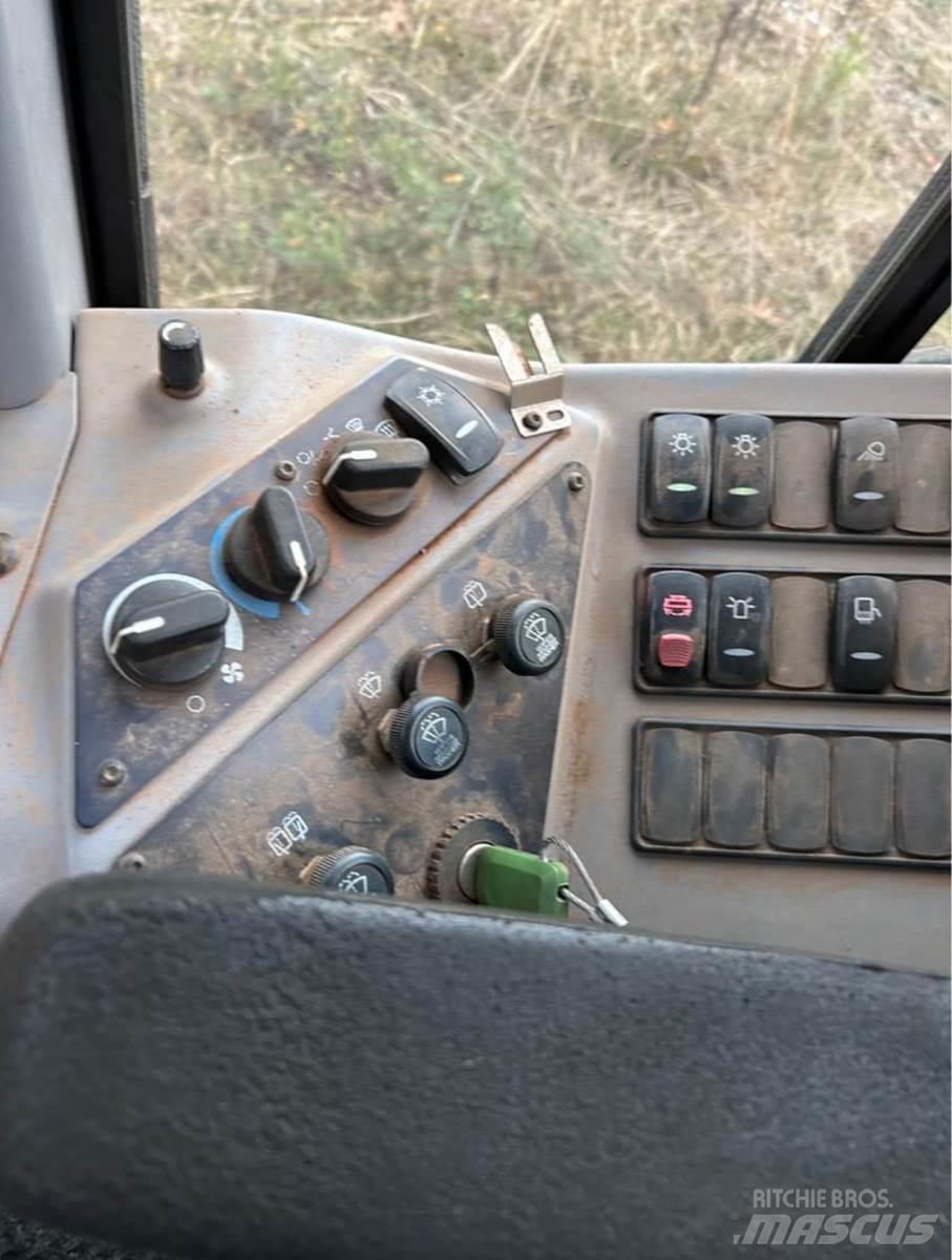 Volvo G946 Grederji
