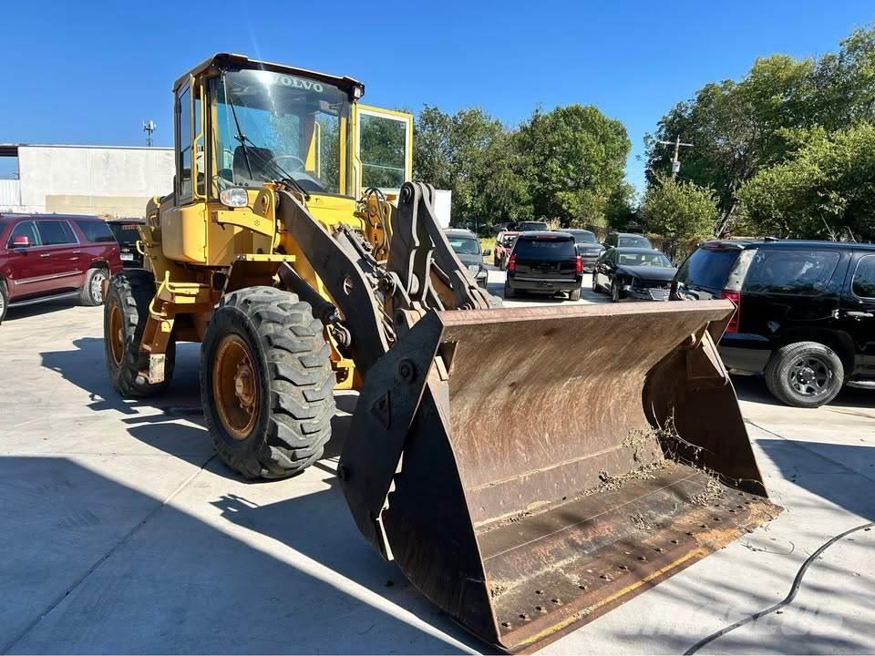 Volvo L60E Kolesni nakladalci