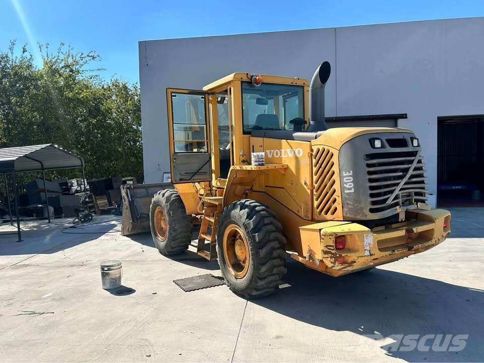 Volvo L60E Kolesni nakladalci