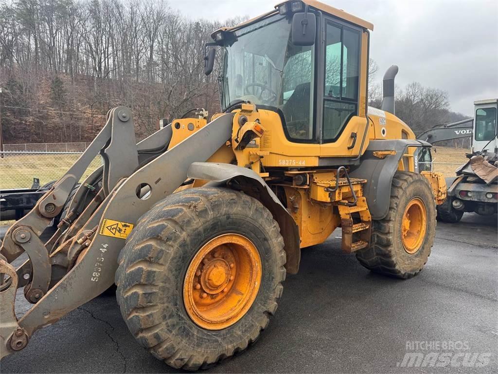 Volvo L60G Kolesni nakladalci