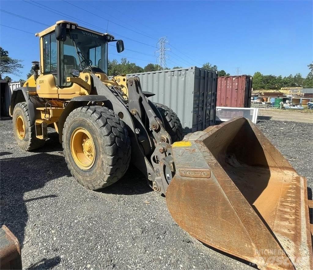 Volvo L60H Kolesni nakladalci
