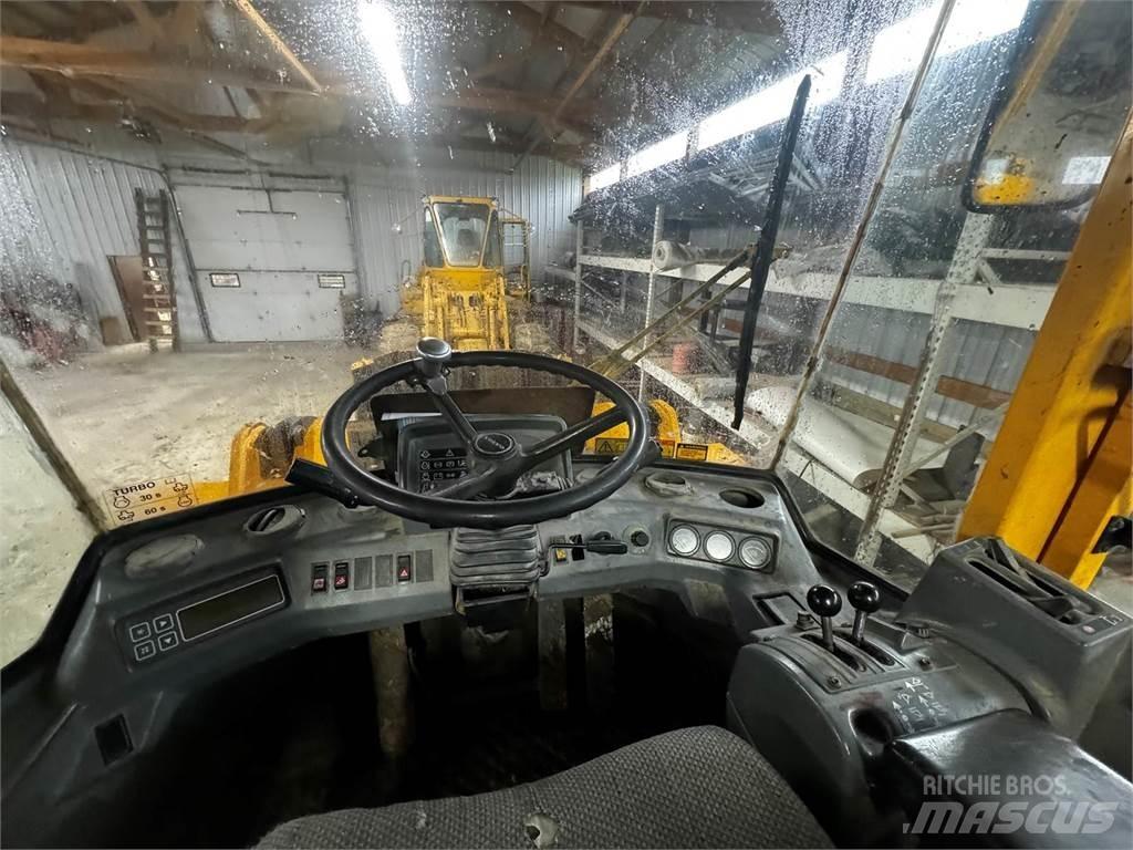 Volvo L70C Kolesni nakladalci