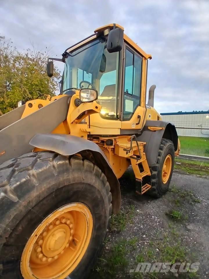 Volvo L70G Kolesni nakladalci