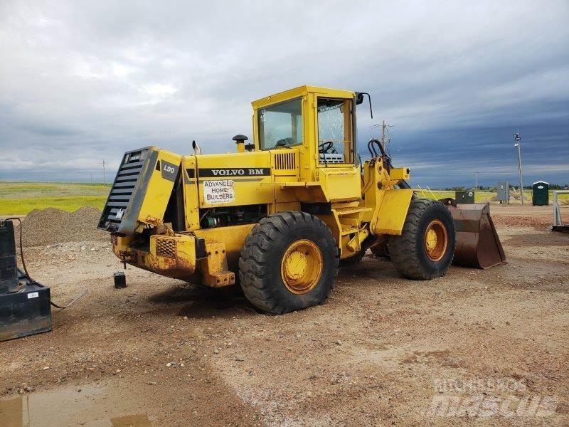 Volvo L90 Kolesni nakladalci