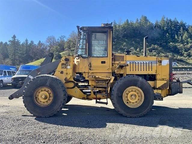 Volvo L90C Kolesni nakladalci