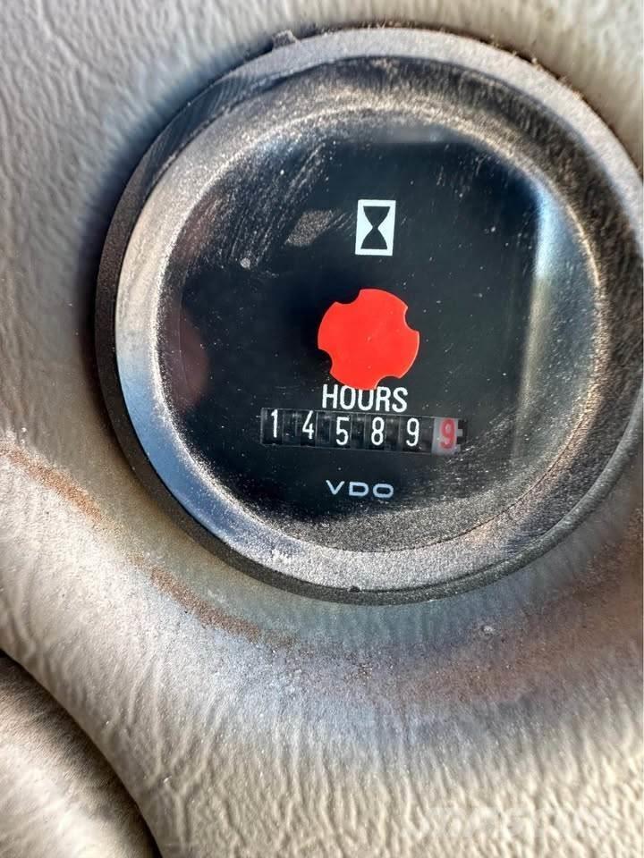 Volvo L90F Kolesni nakladalci