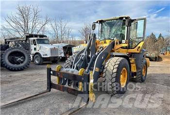 Volvo L90G Kolesni nakladalci