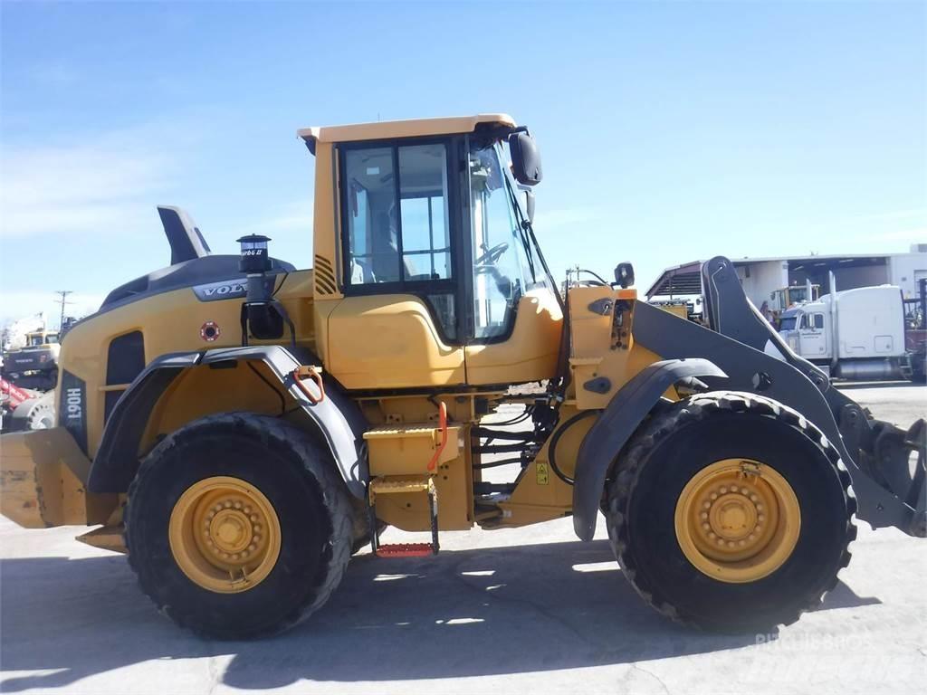 Volvo L90H Kolesni nakladalci