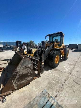 Volvo L90H Kolesni nakladalci