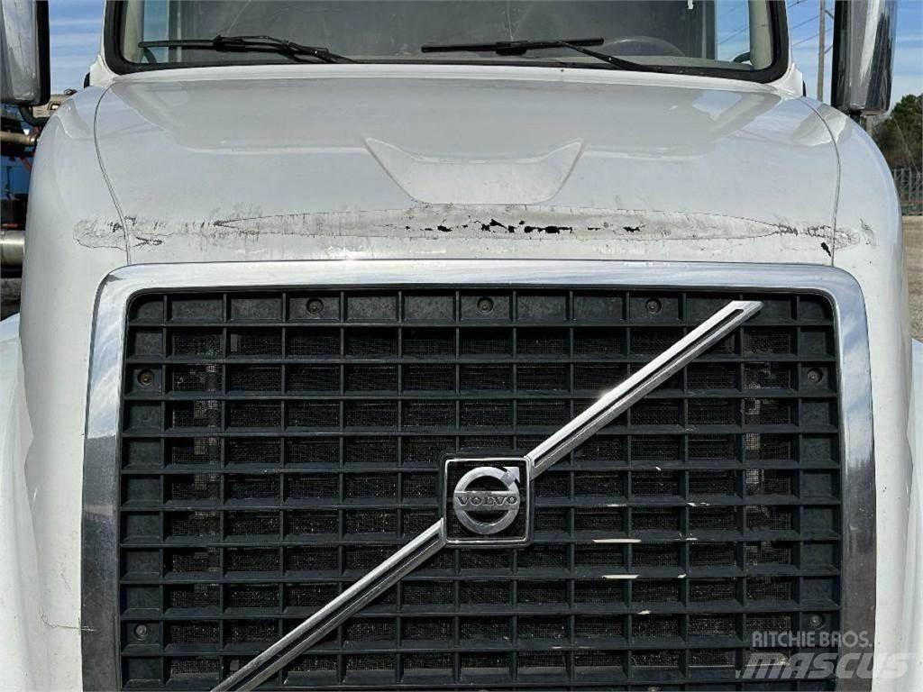 Volvo VNL Transport - drugo
