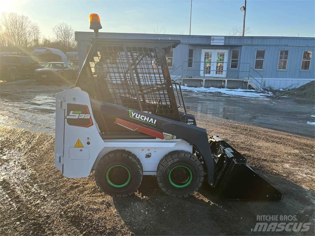 Yuchai S35 Skid steer mini nakladalci