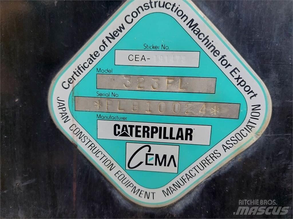 CAT 323F Bagri goseničarji