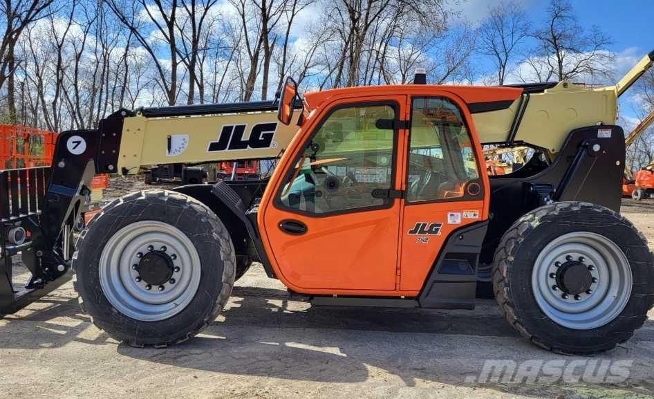 JLG 742 Teleskopski viličarji